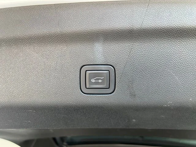 Certified Used 2023 White GMC AT4 image 37