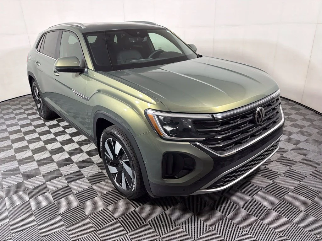 2026 Volkswagen Atlas Cross Sport SE w/Tech