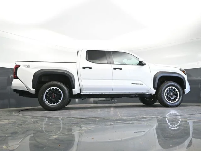 Used 2024 White Toyota TRD Off-Road image 39