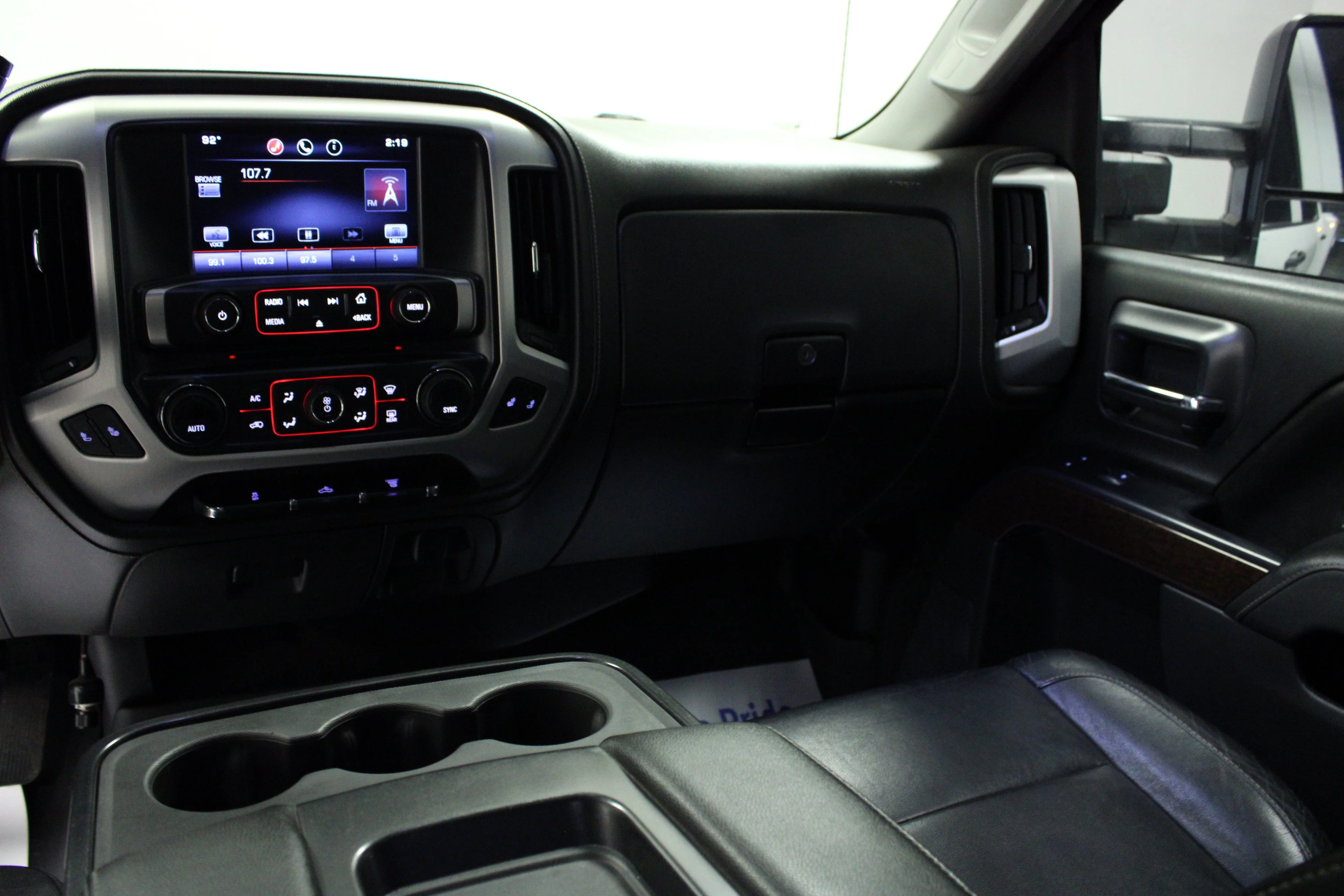 Used 2015 SUMMIT WHITE GMC SLE image 19