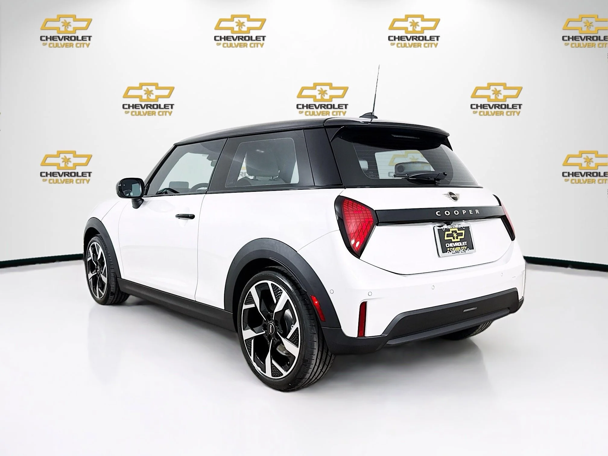 Used 2026  MINI Cooper Oxford Edition image 6