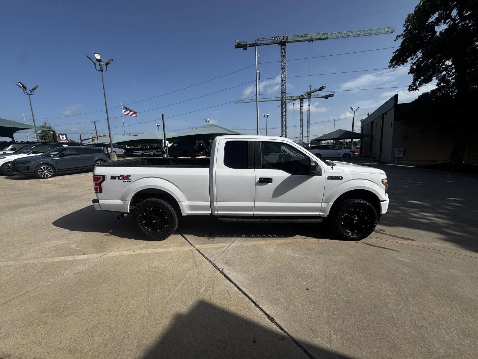 Used 2018 Oxford White Ford XL image 8