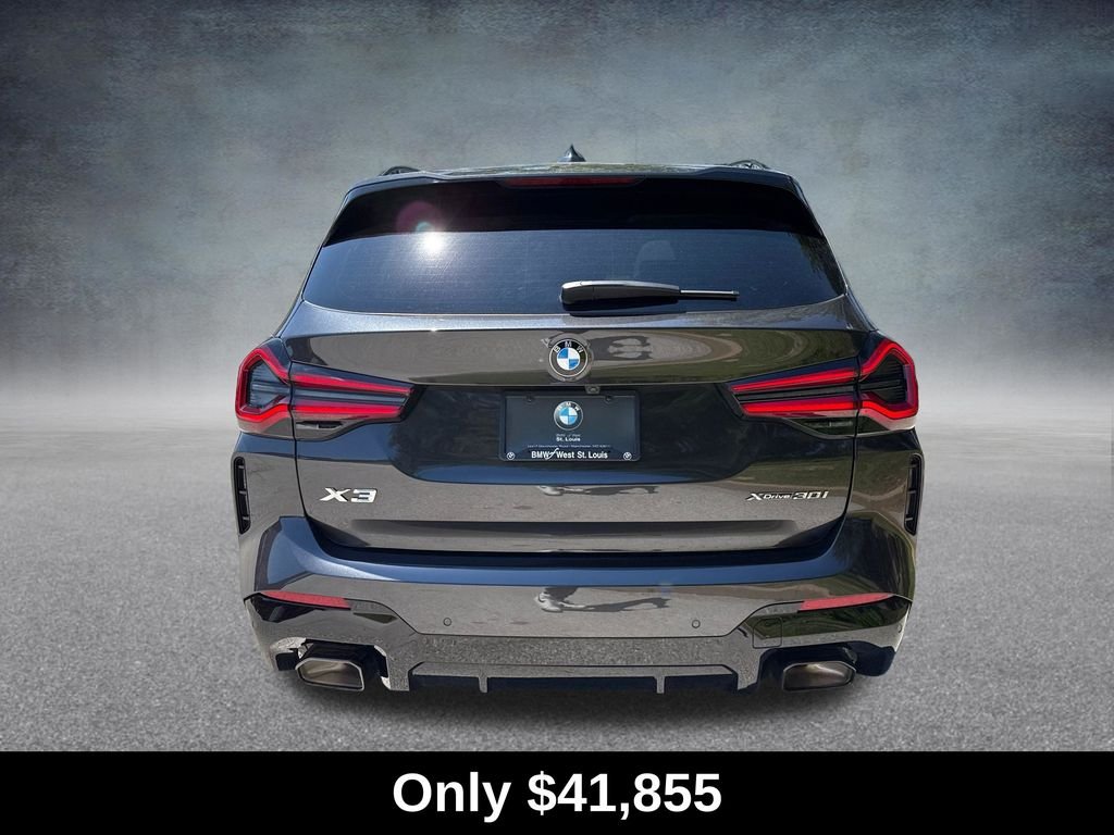 Used 2023 Gray BMW xDrive30i image 4