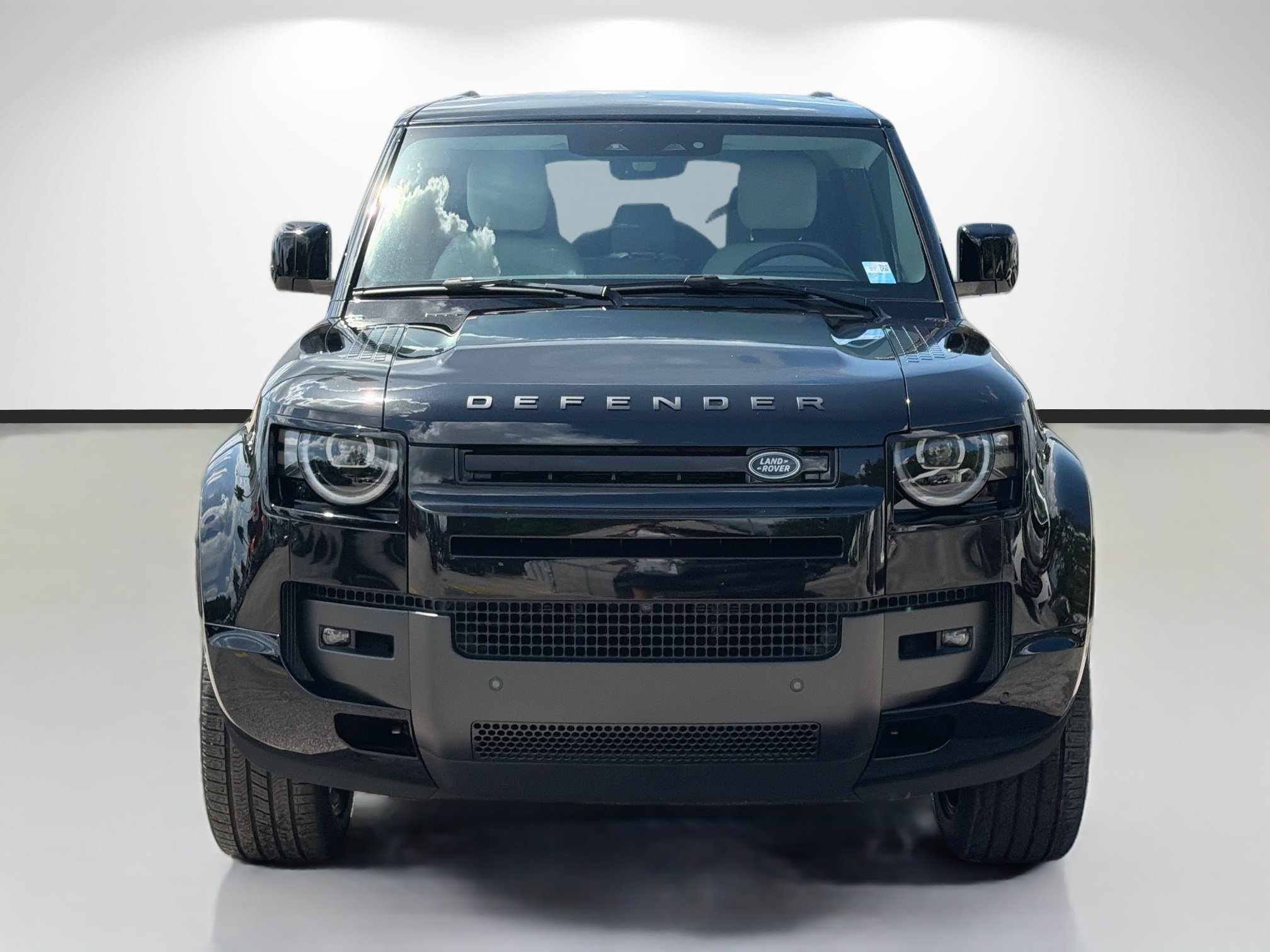 New 2026 Santorini Black LAND ROVER X-Dynamic SE image 8