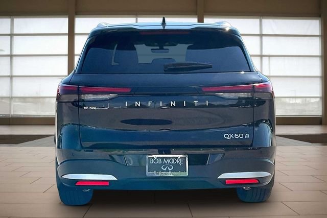 New 2027 MINERAL BLACK INFINITI LUXE image 4