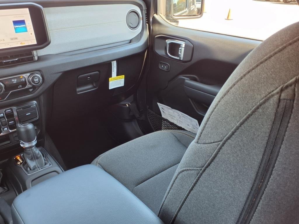 2025 Jeep Wrangler 4-Door Sport S - Photo 24