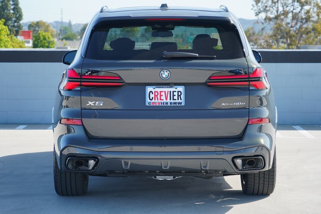 New 2026 Dravit Grey Metallic BMW xDrive50e image 7