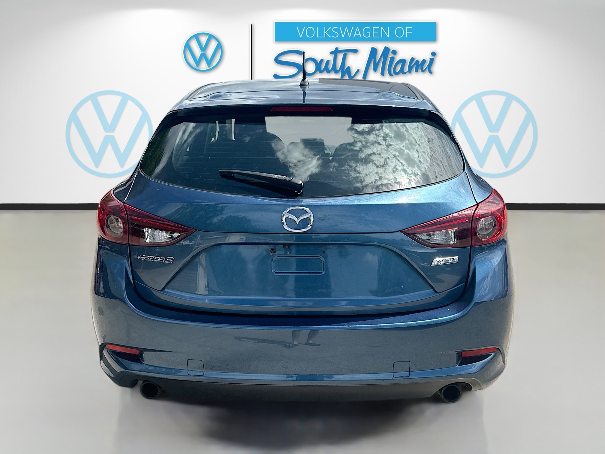 Used 2018 Eternal Blue Mica Mazda Sport image 5