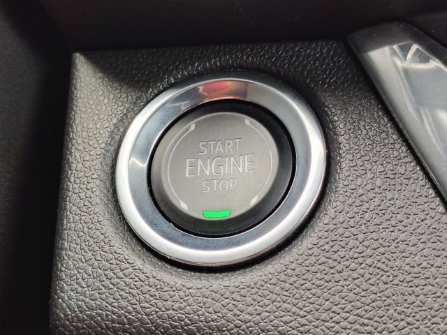 Used 2025 White Buick Preferred image 25