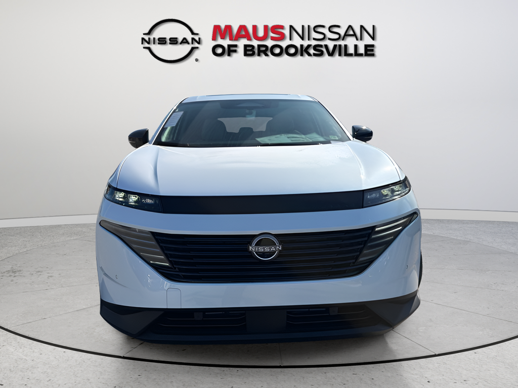 New 2026 White Nissan SL image 3