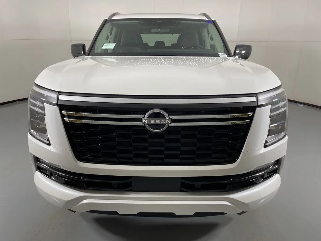 2026 Nissan Armada SV - Photo 3