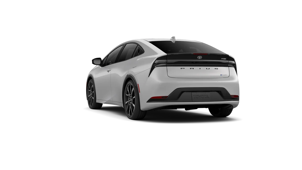 New 2027 Cutting Edge Toyota XSE image 4