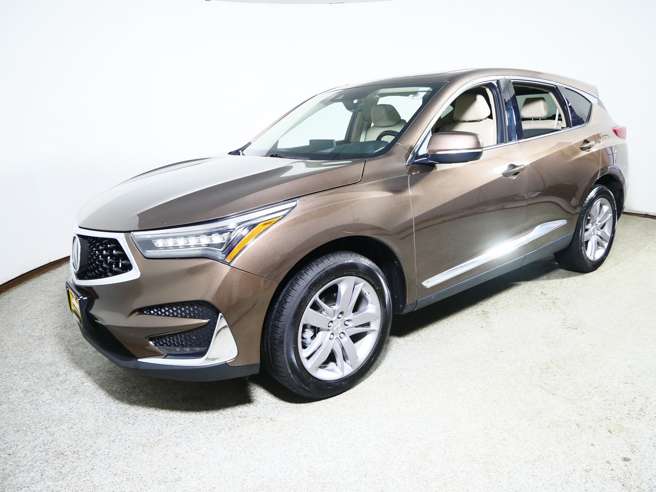 Used 2020 Canyon Bronze Metallic Acura w/Advance Pkg image 3