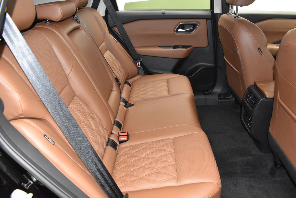 Certified Used 2026 Black Nissan Platinum image 32