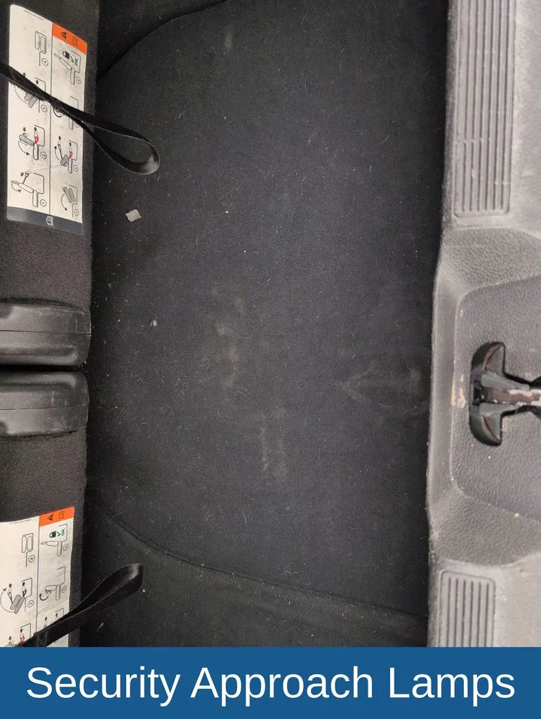 Used 2019 Silver Ford SEL image 31