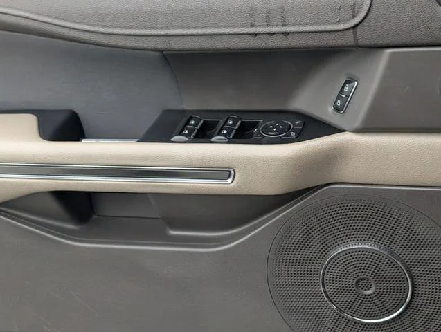 2019 Ford Expedition XLT - Photo 52