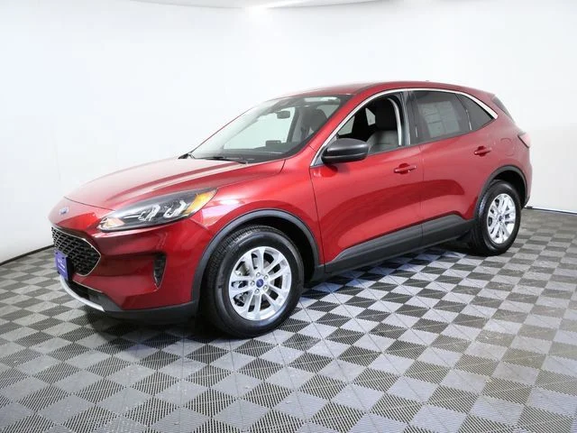 Certified Used 2022 Red Ford SE image 5