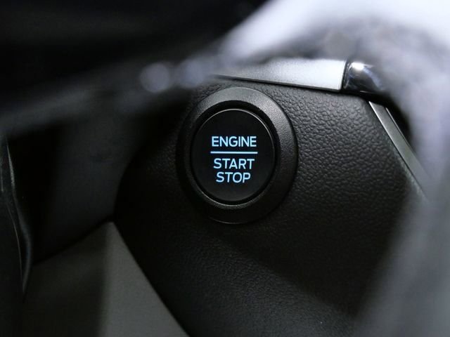 Certified Used 2025 Silver Ford Active image 28