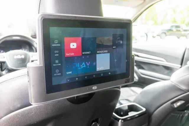 Used 2022 Gray Kia S image 13
