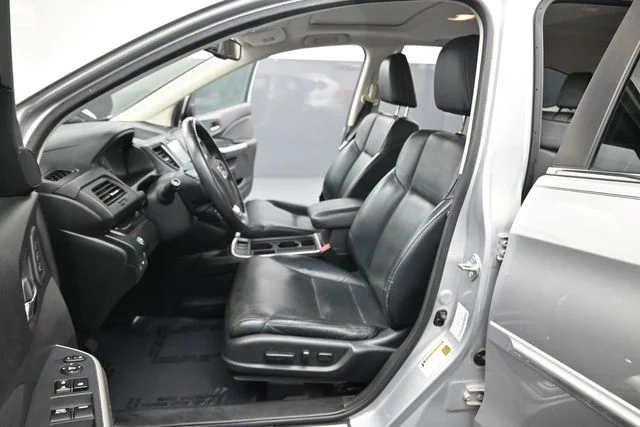 Used 2015 Silver Honda Touring image 12