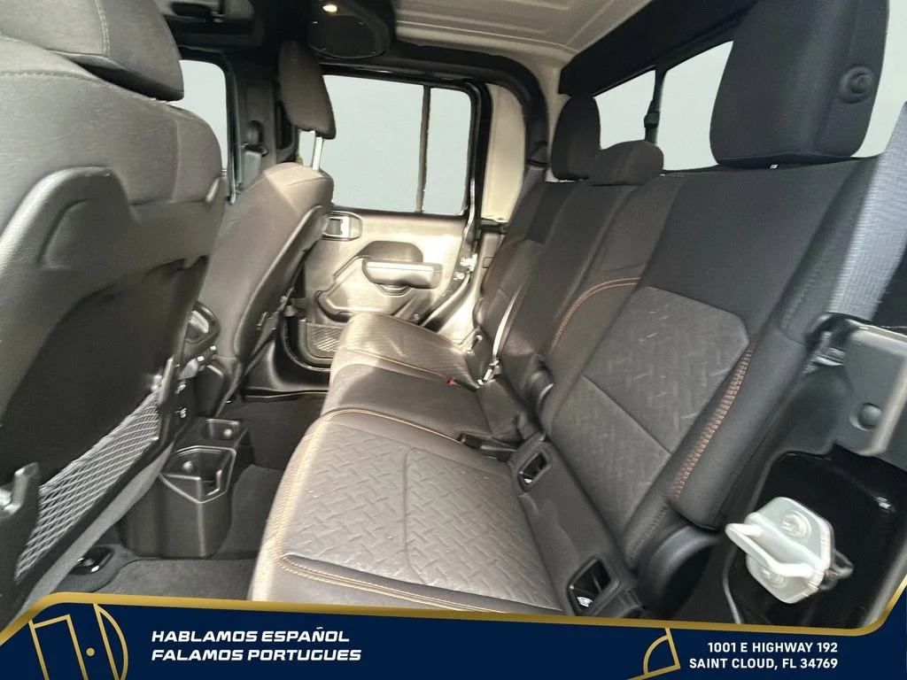 Used 2025 Black Jeep Mojave 4x4 image 27