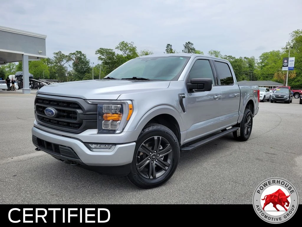 Used 2022 Silver Ford XLT image 1
