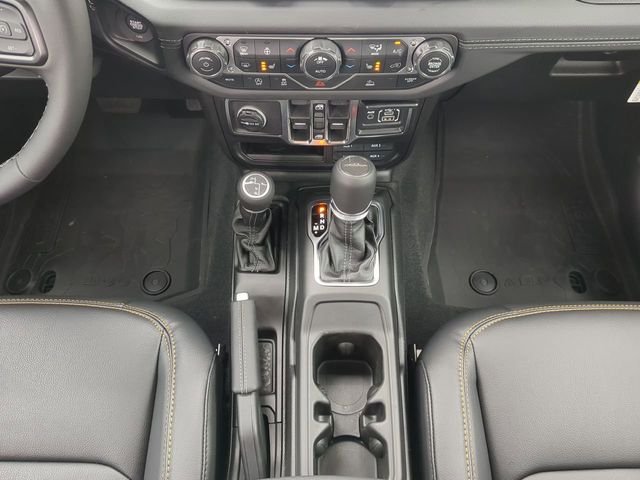 New 2026 Anvil Clear-Coat Exterior Paint Jeep Sahara image 20