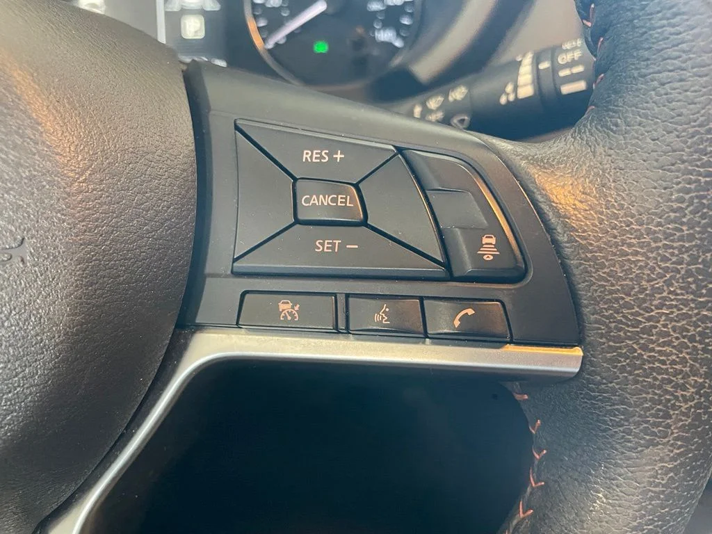 Used 2024 White Nissan SR image 14