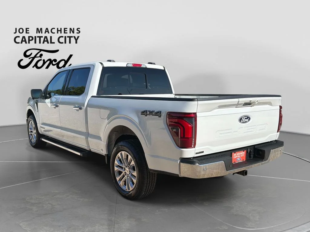 Used 2024 Star White Ford Lariat image 7