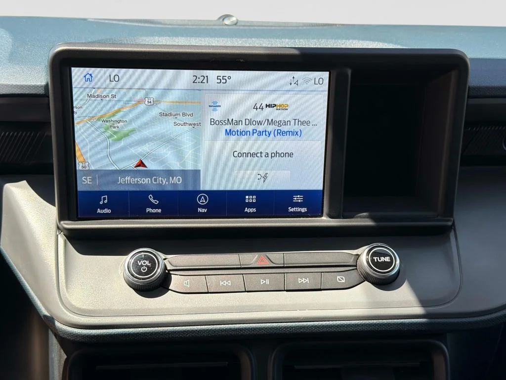 Used 2024 Oxford White Ford Lariat image 24