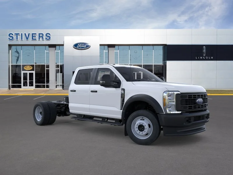 2026 Ford F-450 XL 4x4 Crew Cab 179-In DRW's photo