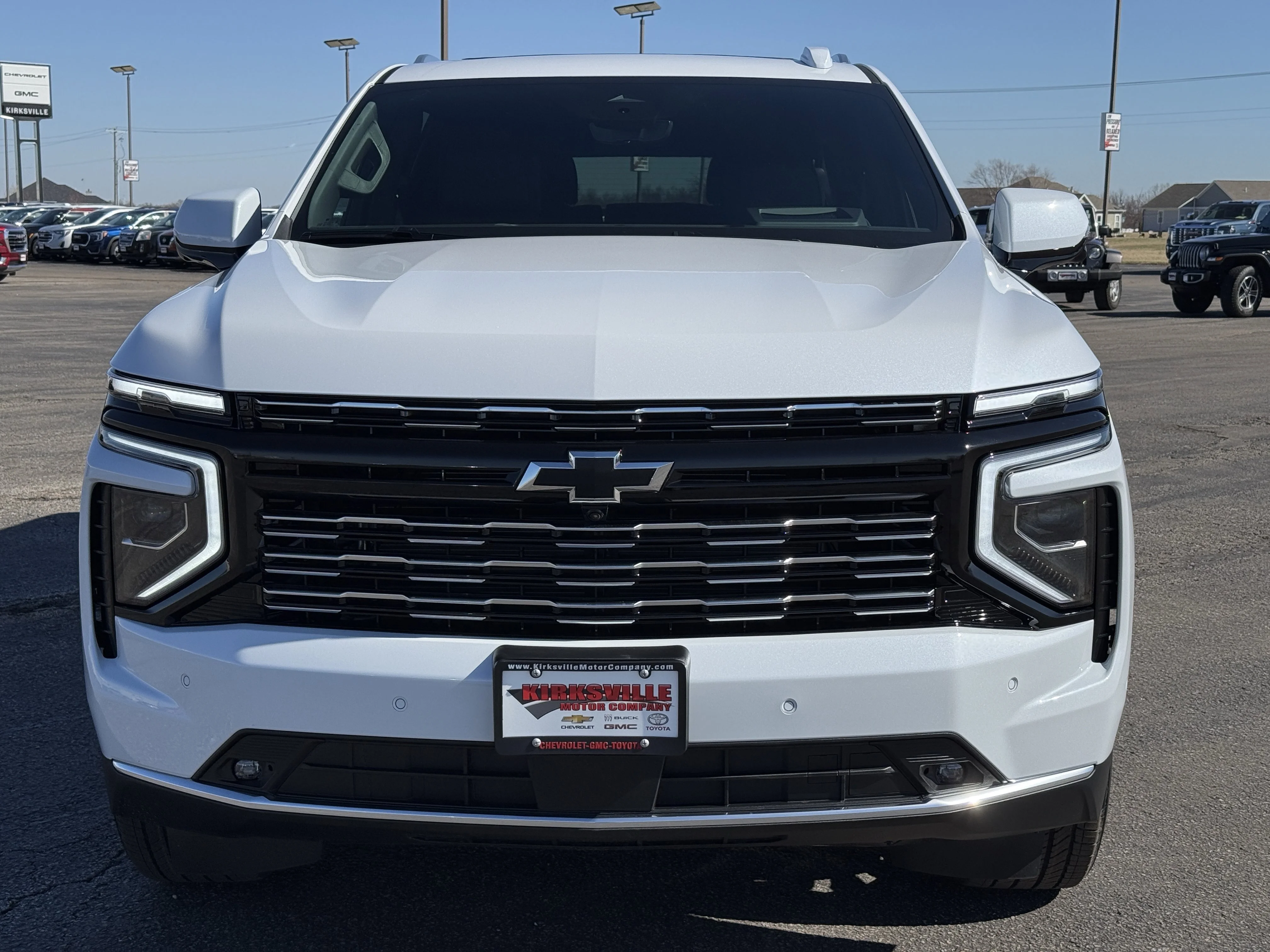 2026 Chevrolet Suburban High Country - Photo 9