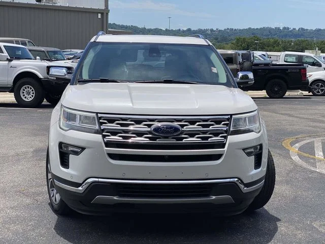 Certified Used 2019 White Platinum Tri-Coat Metallic Ford Limited image 11