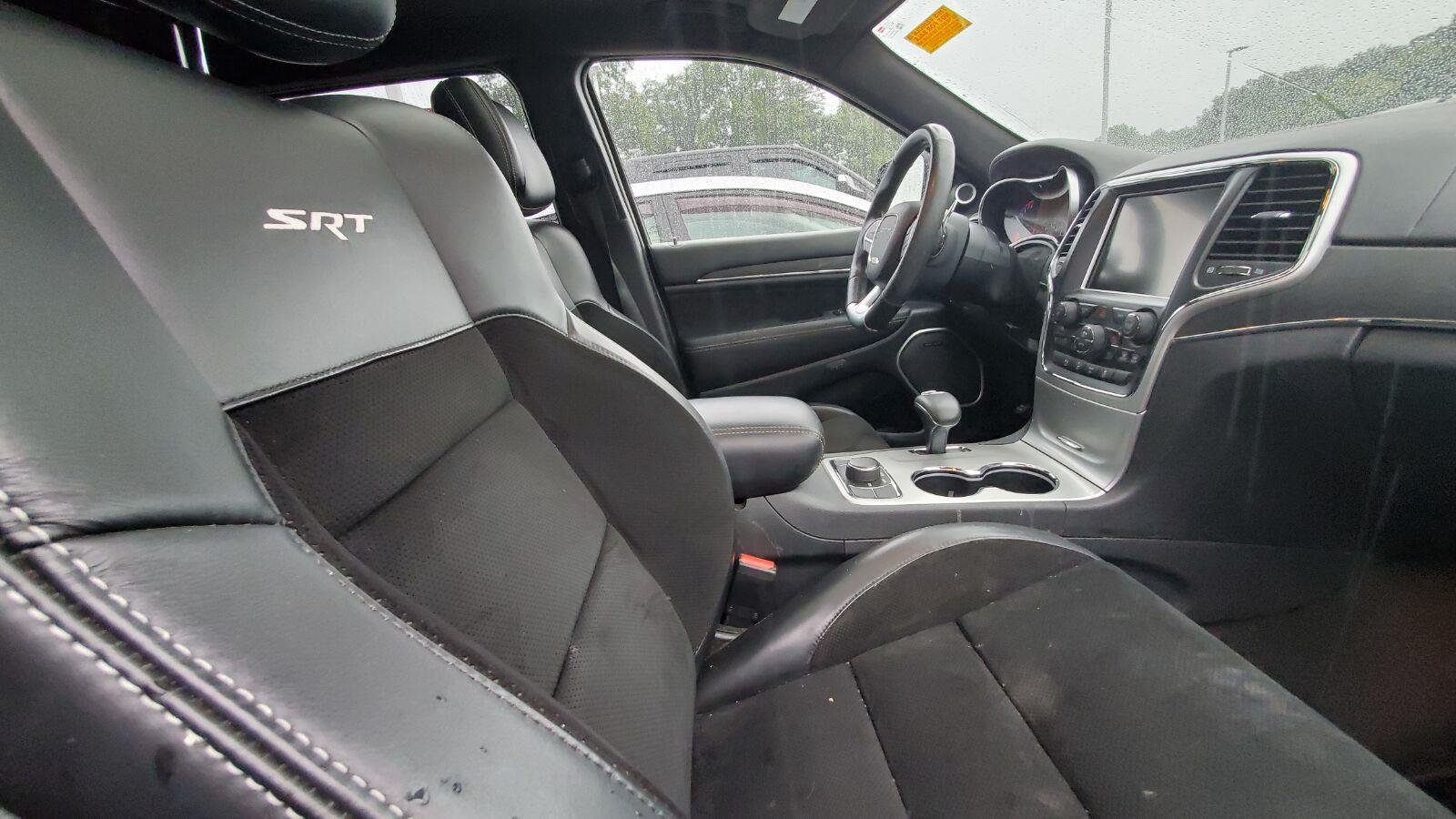 Used 2015 Deep Cherry Red Crystal Pearlcoat Jeep SRT image 4