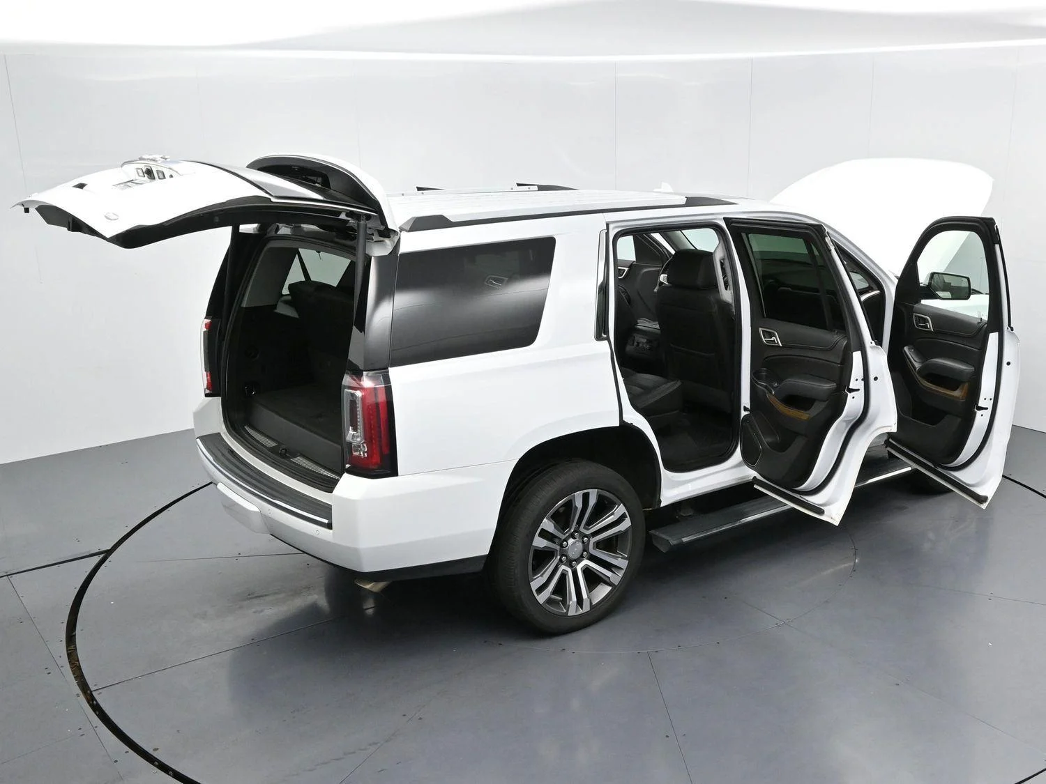 Used 2020 Summit White GMC Denali image 52