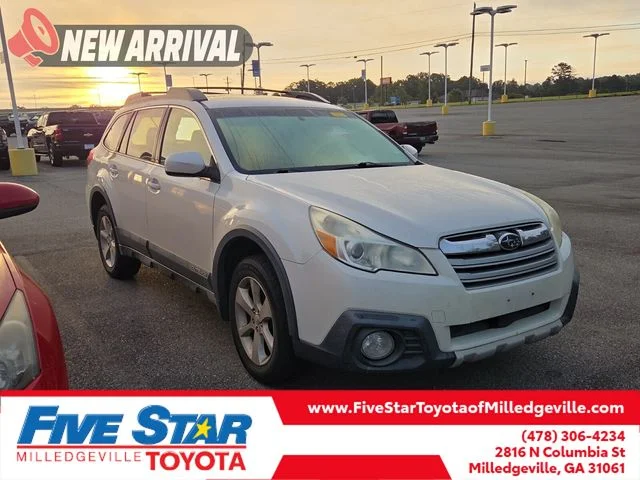 Used 2014 White Subaru 2.5i image 1