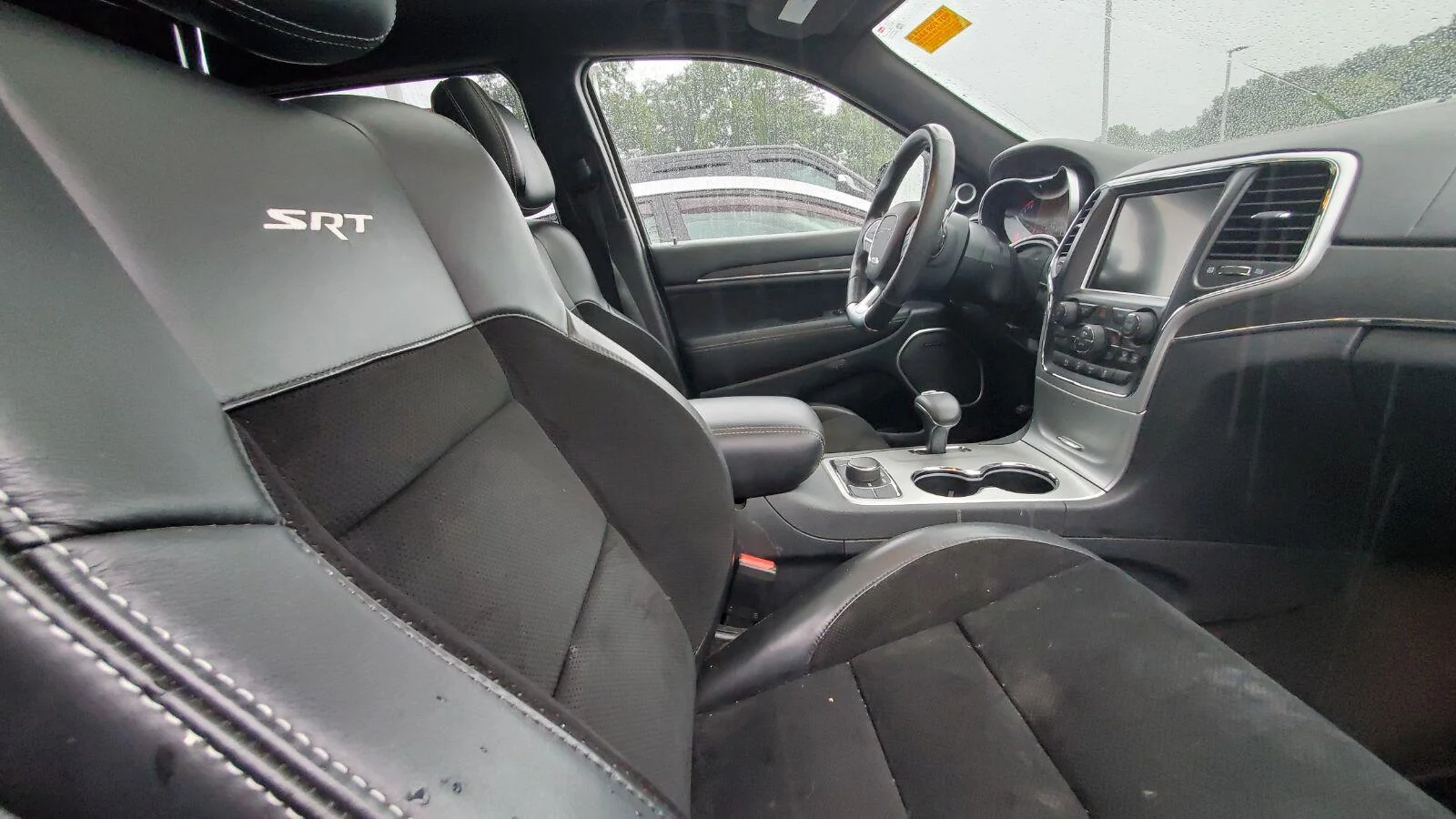 Used 2015 Deep Cherry Red Crystal Pearlcoat Jeep SRT image 4