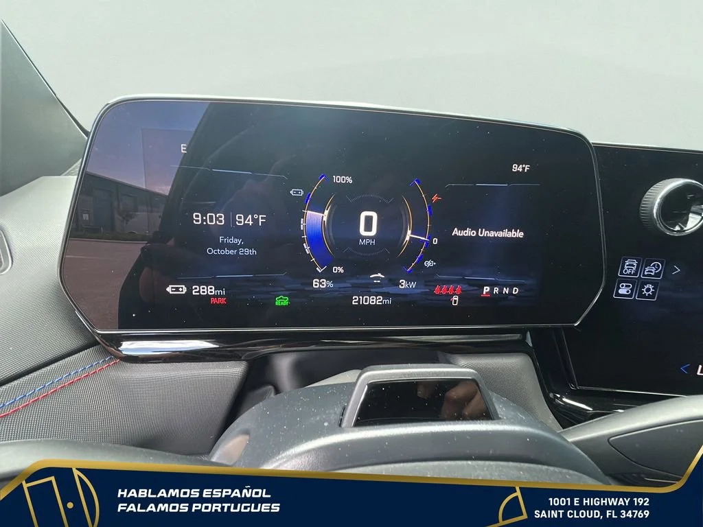 Used 2025 Black Chevrolet RST - Max Range image 18