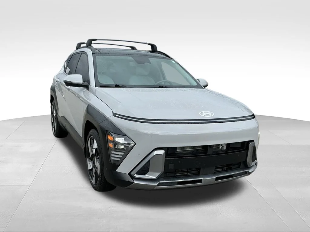 Used 2025 Gray Hyundai Limited image 9