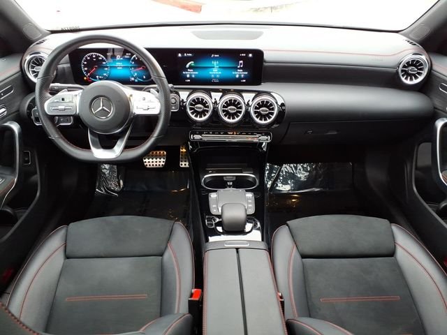 Certified Used 2022 White Mercedes-Benz CLA 250 image 4