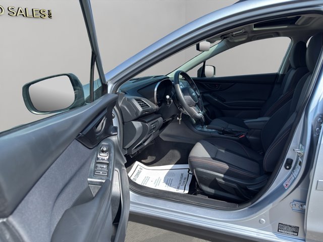 Used 2018 Ice Silver Metallic Subaru Premium image 25