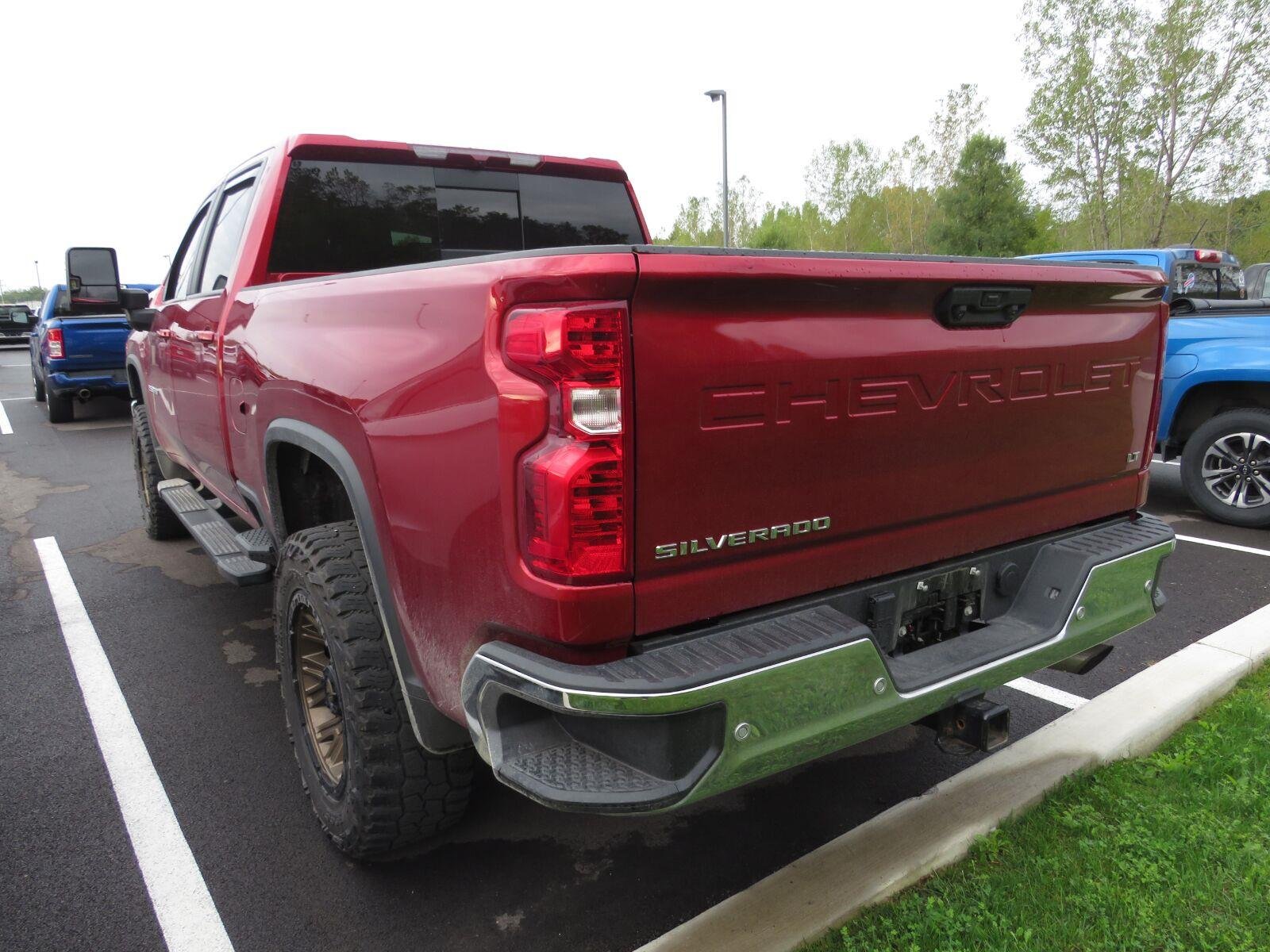 Used 2024 Radiant Red Tintcoat Chevrolet LT image 10