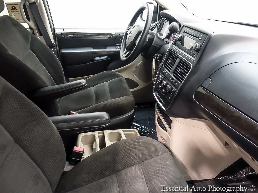 Used 2017 Blue Pearl Dodge SE image 21