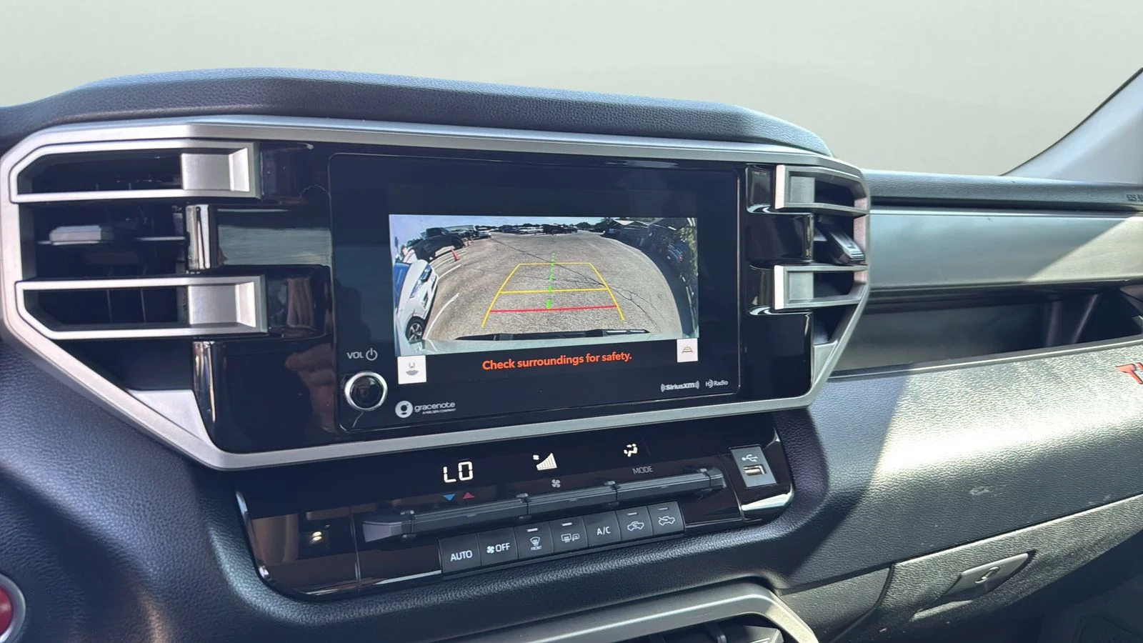 Used 2022  Toyota SR5 image 18