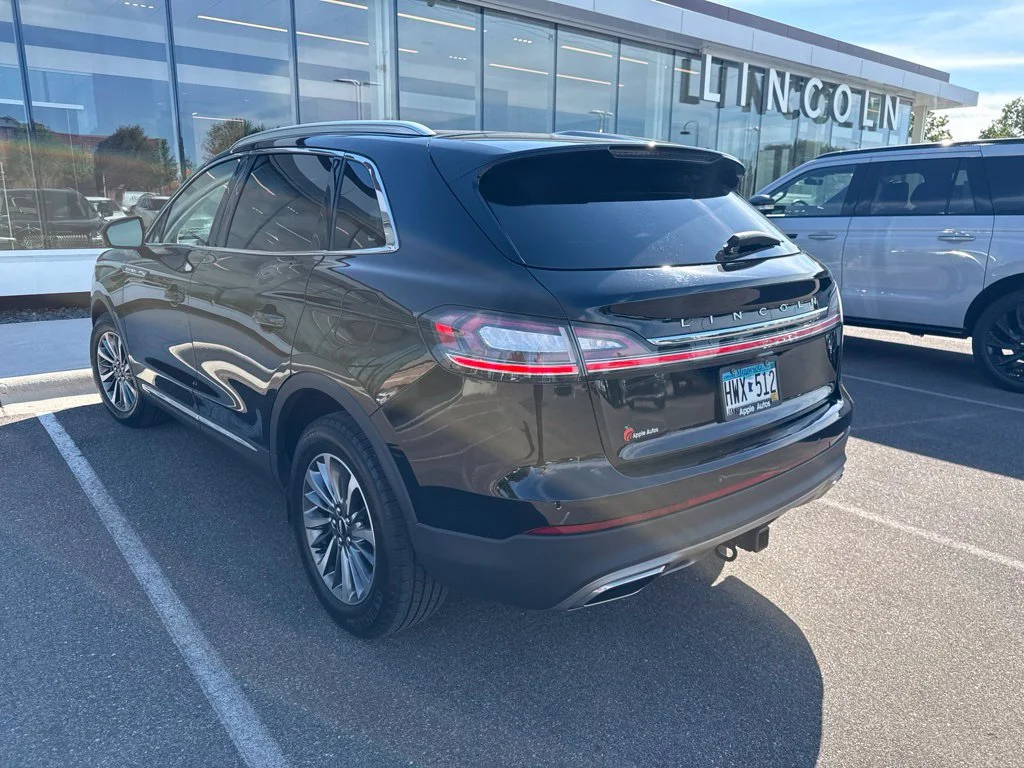 Certified Used 2022 Black Lincoln Reserve image 3