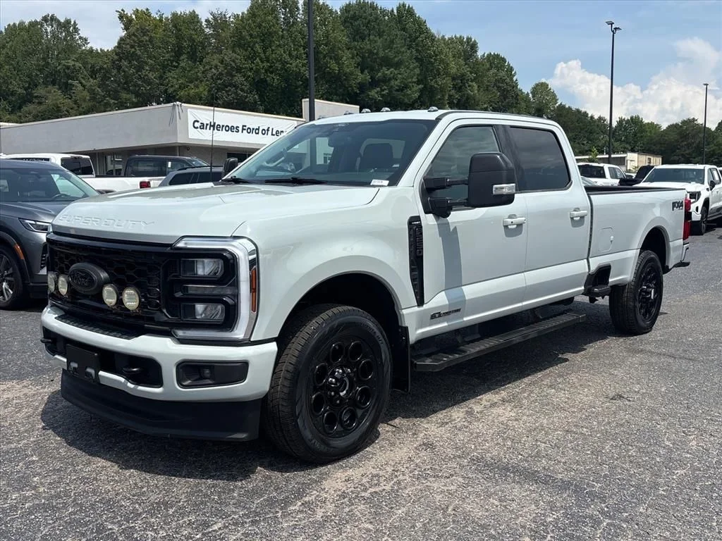 Used 2025 Gray Ford Lariat image 3