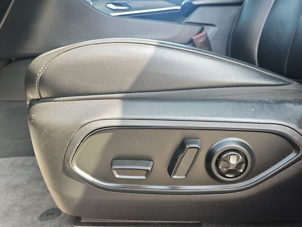 Used 2023 Gray Jeep Limited image 12