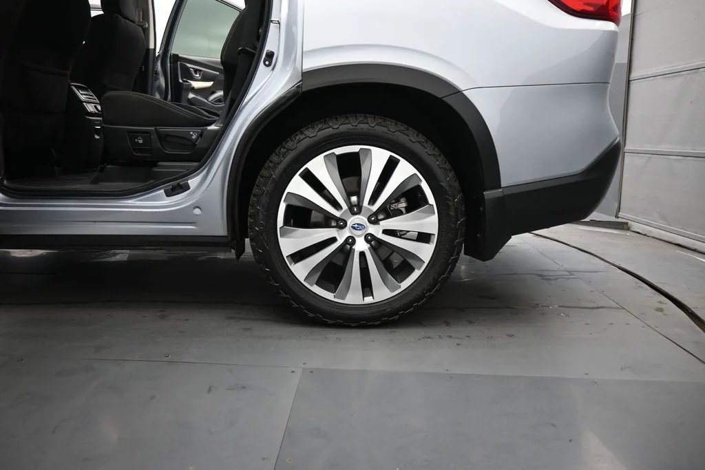 Used 2019 Silver Subaru Premium image 17