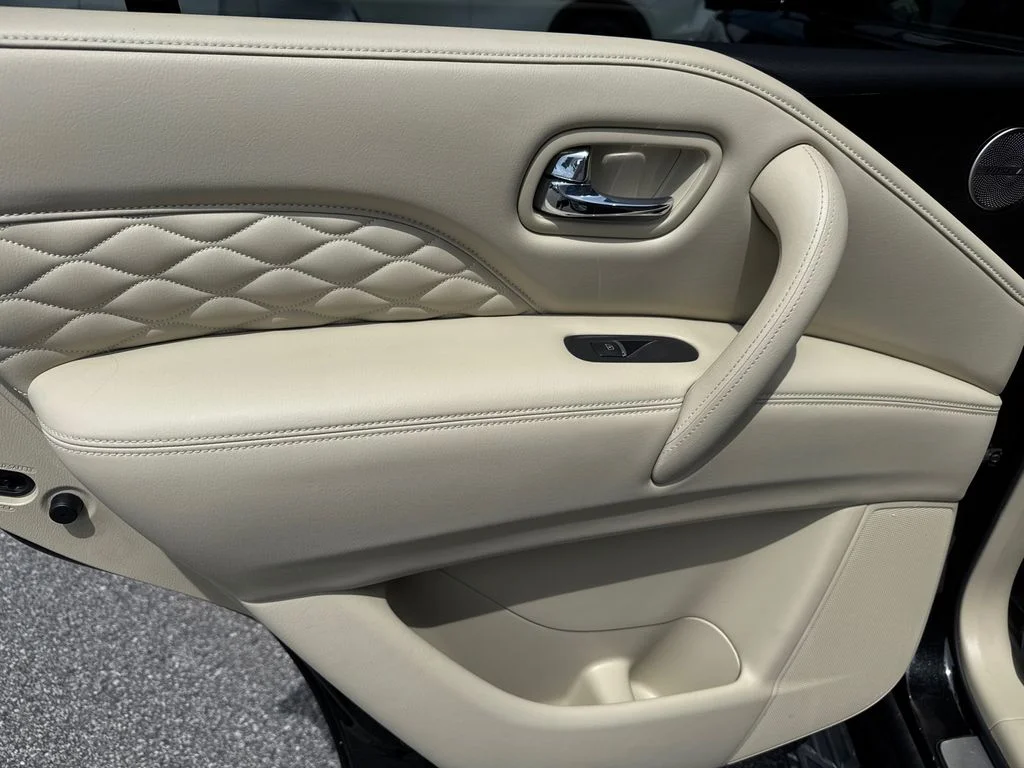 Used 2021 Black INFINITI Sensory image 23
