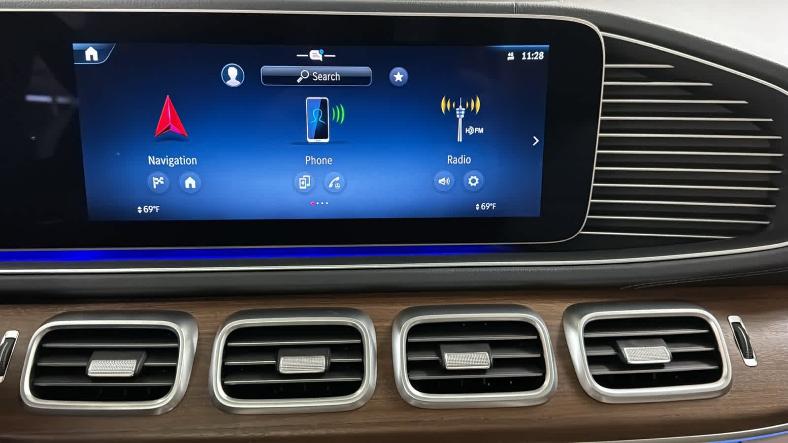 New 2026 Polar White Mercedes-Benz GLS 450 image 21